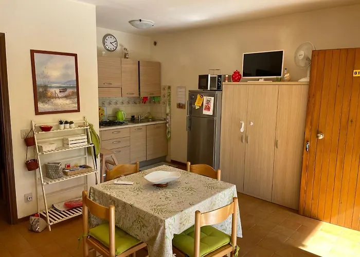 Апартаменти Villaggio White Star *